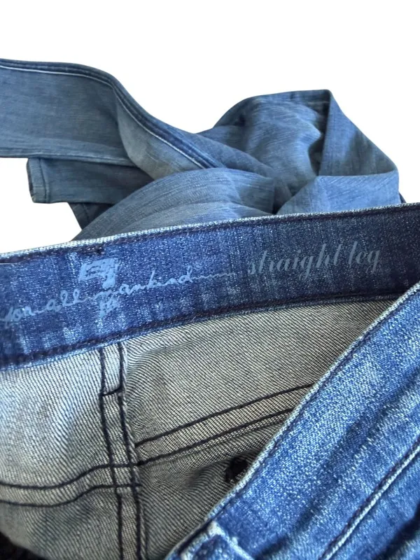 7 FOR ALL MANKIND Straight Peg Blue Pocketed Jeans Size 26 - Image 9