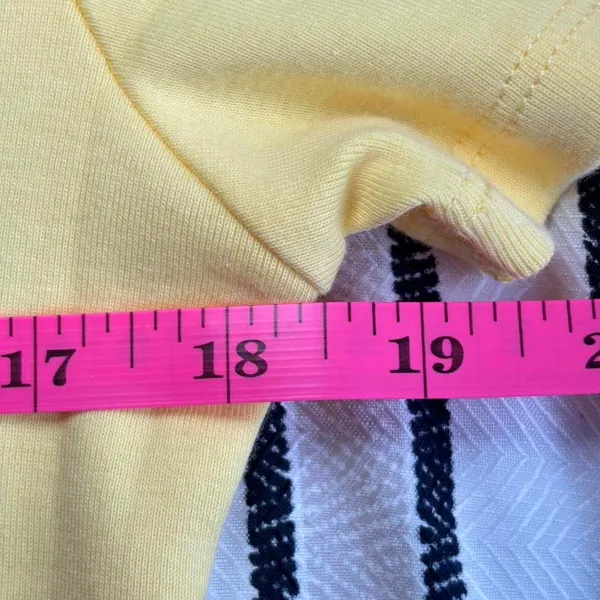 TOMMY HILFIGER Women's T-shirt L Yellow Casual Cotton - Image 7