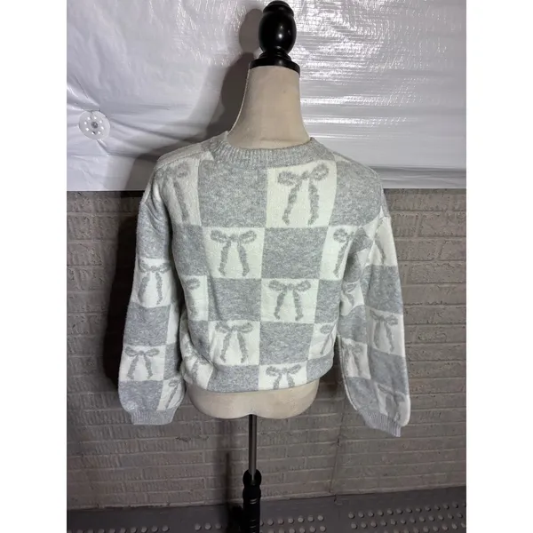 A New Day Womens Grey White Checkered Bow Crewneck Sweater Size Small - Image 2