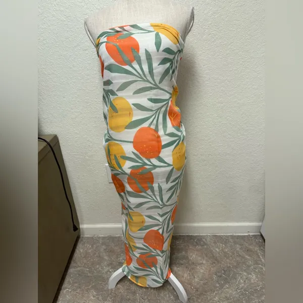 Orange 🍊 Citrus Patterned Scarf Sarong Wrap - Image 2