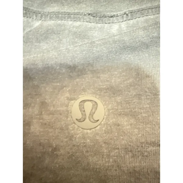 Lululemon Women's Black Washed Short Sleeve Crew Cropped T Shirt Tee Top Size 4 - Image 3