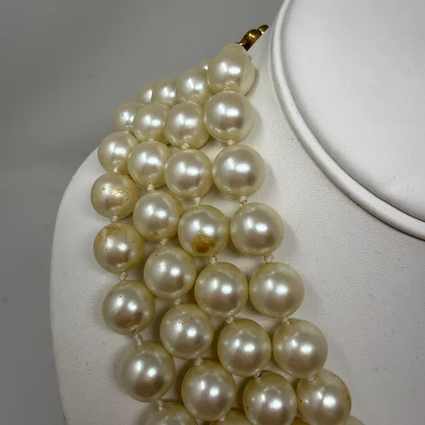 Carolee Faux Pearl Beaded Bead Three Strand Statement Necklace Gold Clasp - Image 2