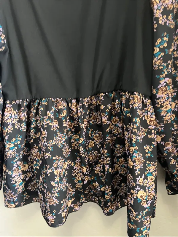 SHEIN Black Floral Peplum Tunic with Pink & Teal Accents - Image 8
