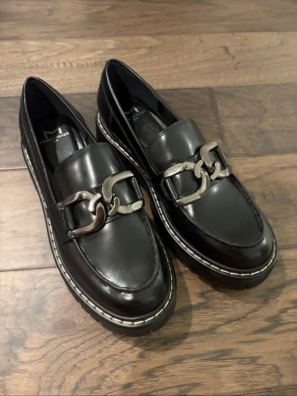 Marc Fisher Black Lug Sole Leather Loafers S. 7.5 - Image 2
