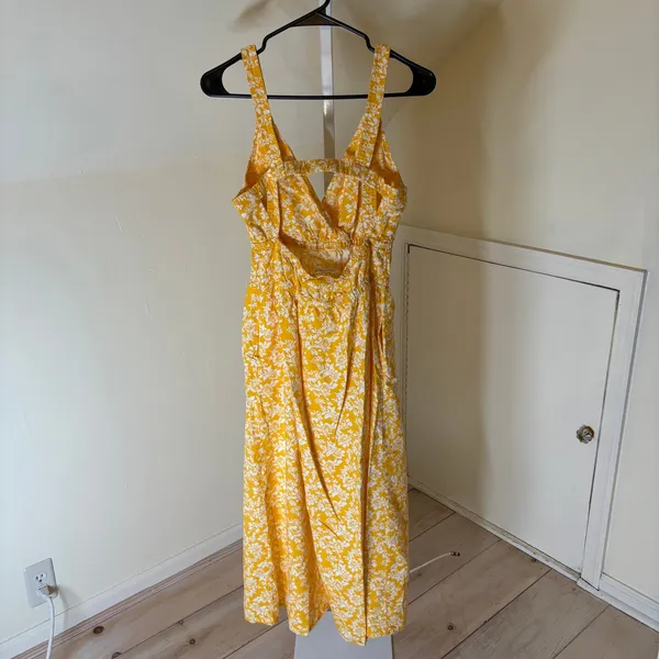 Universal Thread EUC Women's Pullover Maxi Sundress Yellow Floral Size M - Image 5