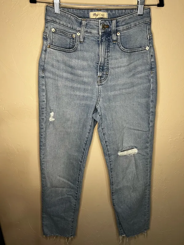 Madewell The Curvy Vintage Crop‎ Jean Distressed Raw Hem High Rise Denim Jeans - Image 2