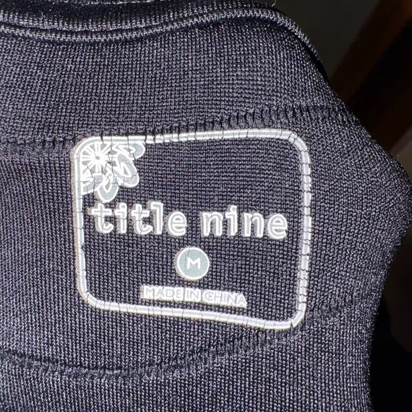Title Nine Black‎ Textured Ruched Quarter Zip Hoodie Jacket Thumbholes M - Image 6