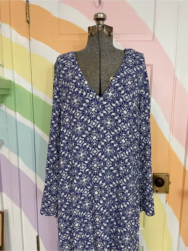 Lulus Mandala Daydream Side Slit Blue Maxi Dress Sz M 💚🎀 - Image 4