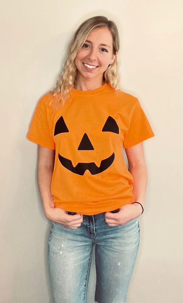 Gildan Pumpkin Tee - Image 4