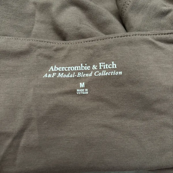 Abercrombie top - Image 3