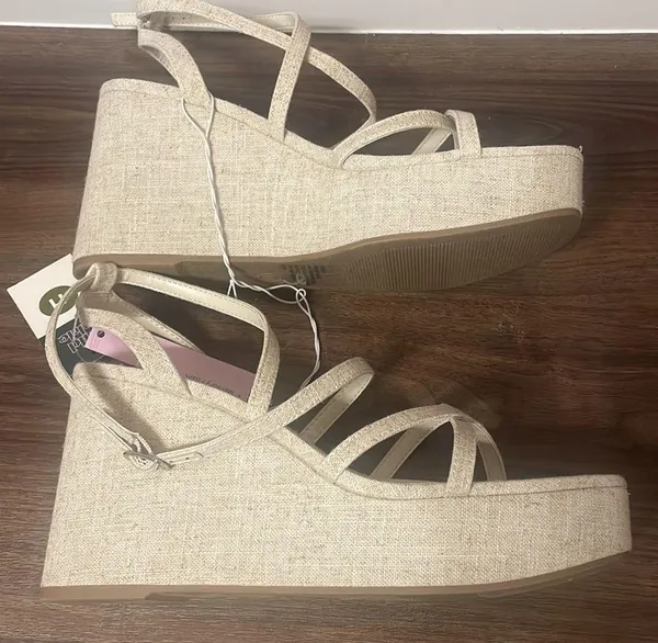 Wild Fable Ronnie Strappy Platform Wedge Heel Memory Foam Insole New size 11 - Image 6
