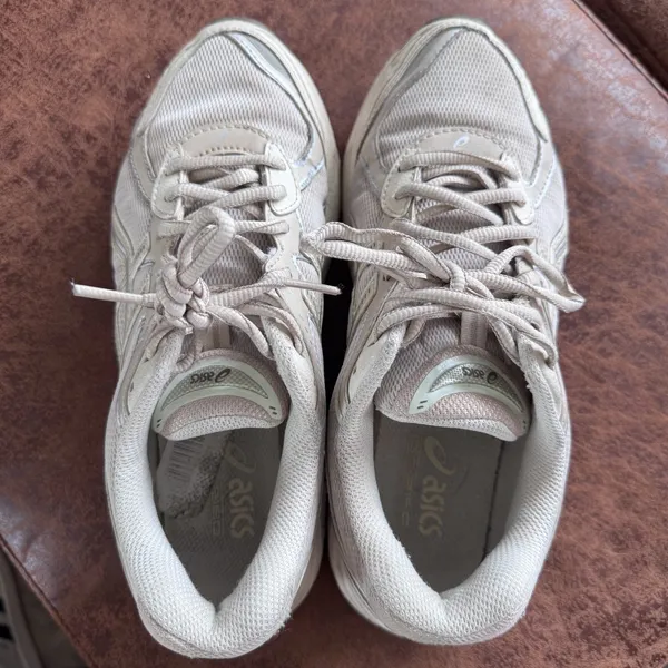 ASICS GT-2160 Oatmeal Silver Sneakers Men’s 6 Women’s 7.5 - Image 3