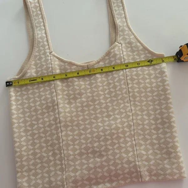 Abercrombie Jacquard Elevated Knit Soft V-Neck Tank NWT - Image 4
