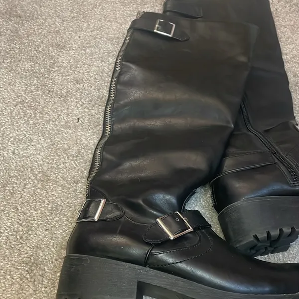 Target Black combat motorcycle boots vegan leather size 7 - Image 3