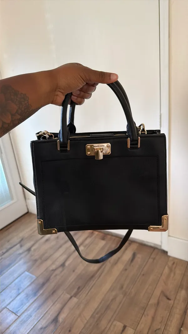 Michael Kors Purse Leather Black Crossbody - Image 5