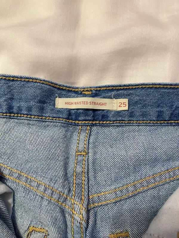 Levi's Jeans - Image 4