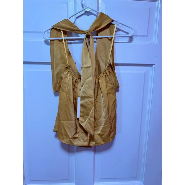 NWT VICI Satin Crossover Halter Neck
Yellow Gold Blouse Size Medium - Image 4