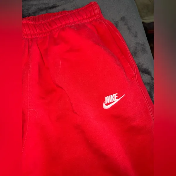 Nike Jogger Sweatpants Size Large - Image 3