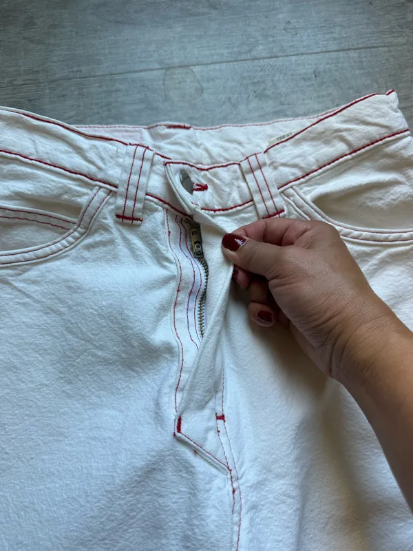 Madhappy Mid Rise Straight Leg 5 Pocket Off-White Jeans Red Stitching Size S - Image 6