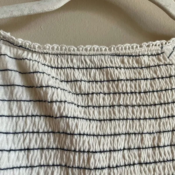 American Eagle Cream Top w/ Blue Stripes - M‎ - Image 5