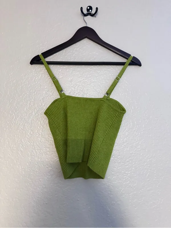 NWT $18 Wild Fable • Crop Top • Green • Adjustable Straps • M - Image 7