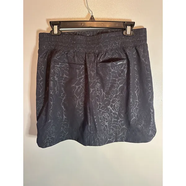Orvis Women's Embossed Pull-On Vacation Sports‎ Skirt/Skort Size Small - Image 4