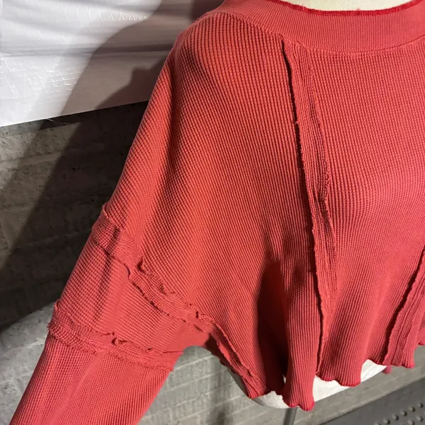 Free People We The Free Red Waffle Knit Thermal Raw Hem Top XS - Image 2