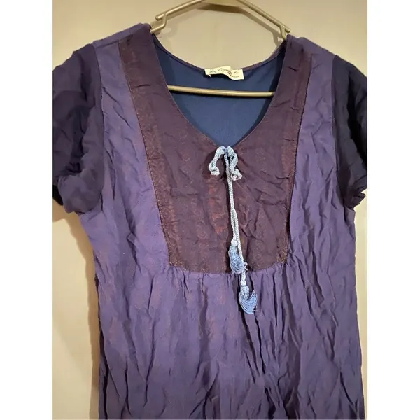 Lapogee Blue Pinkish Short Sleeve Slip Overlay With Tassel Size XL - Image 4
