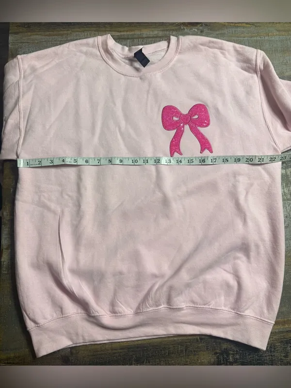 Gildan Pink Crewneck Sweatshirt with Sequin Bow Applique - Image 6