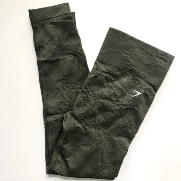 Gymshark Adapt Camo Seamless Leggings & Sports Bra Set - Image 6