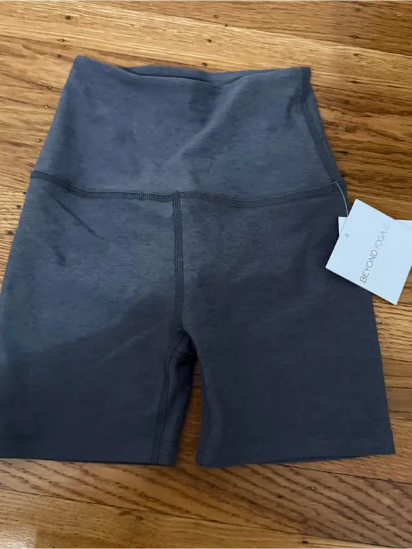 Beyond Yoga Women's Spacedye All For Run Short Size XXS NWT - Image 3