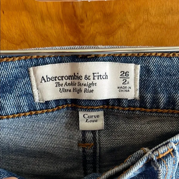 Abercrombie & Fitch Ankle Straight Ultra High Rise 2r - Image 2