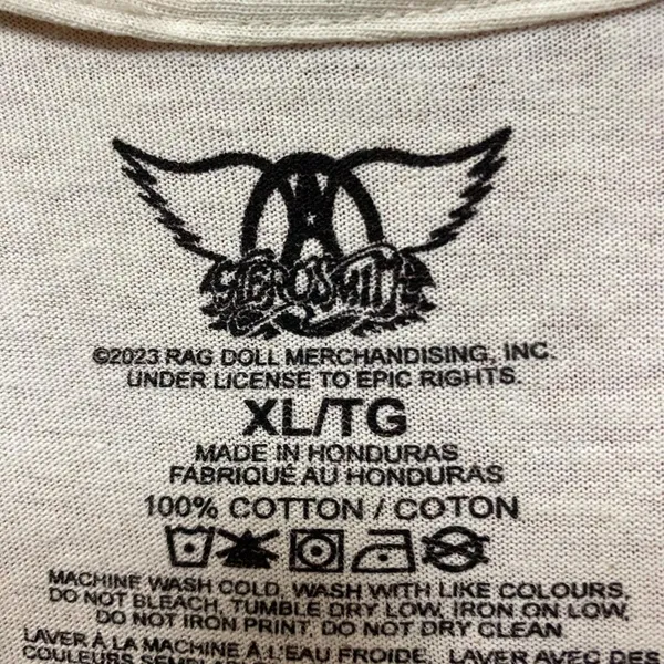 Aerosmith Just Push Play Rock Tshirt size Extra Large - Image 4