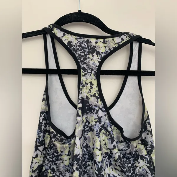 Lululemon racerback tank top - Image 2