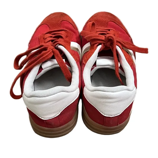 Bershka Retro velvet trainers - Image 3