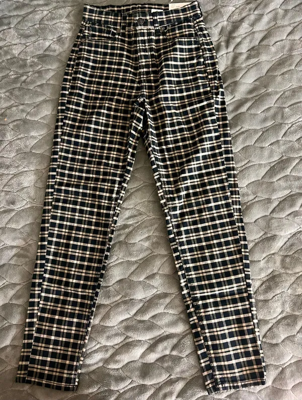 American Eagle Outfitters Mom Jeans - Image 5