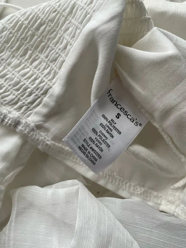 Francesca's White ruched tie front blouse with bell sleeve - Image 4