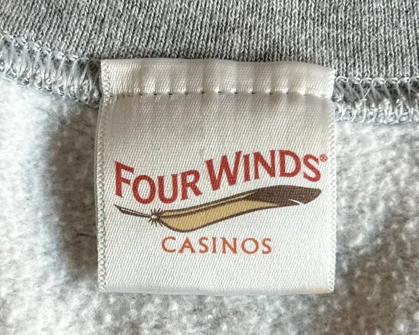 Four Winds Casino Crewneck Gray Size M - Image 2