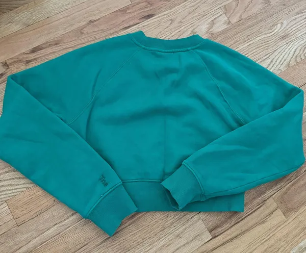 Aritzia TNA COZY FLEECE perfect Sweatshirt - Image 5