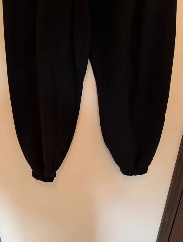 Hollister black high waisted full length joggers - Image 2