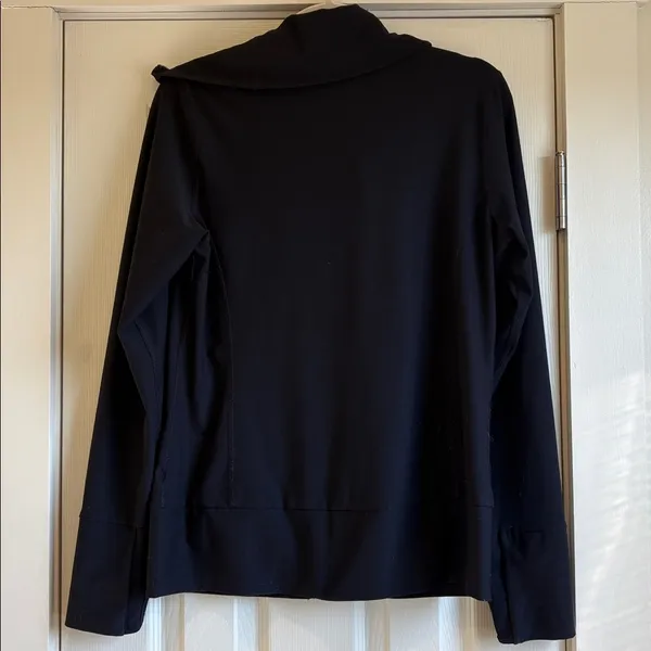 Xersion | Basic Black Zip Up Running Exercise Jacket w/ Thumb Holes Size Medium - Image 5