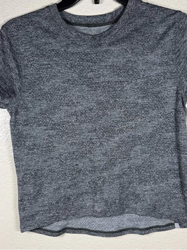 Lululemon Heathered Grey Crewneck Tee No Size tag - Image 3
