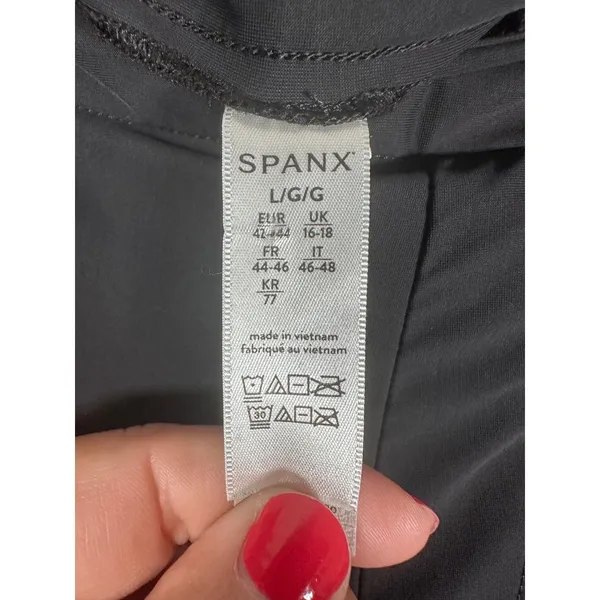 Spanx Sunshine Shorts Women Large Black Stretch Activewear Golf Pull on - Image 6