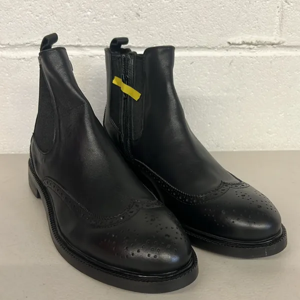Jeffrey Campbell sz7.5 black booties Edmone Chelsea western ankle - Image 2