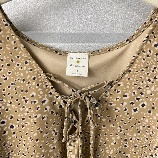 By Together Leopard Print Blouse‎ Womens Small Tan Boho Lace Up Balloon Sleeve - Image 6