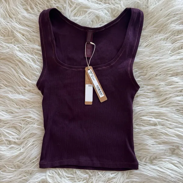 Skims Cotton Rib Tank Currant Size Small - Image 2