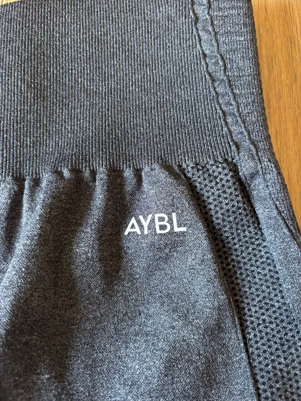 AYBL Shorts Seamless - Image 2