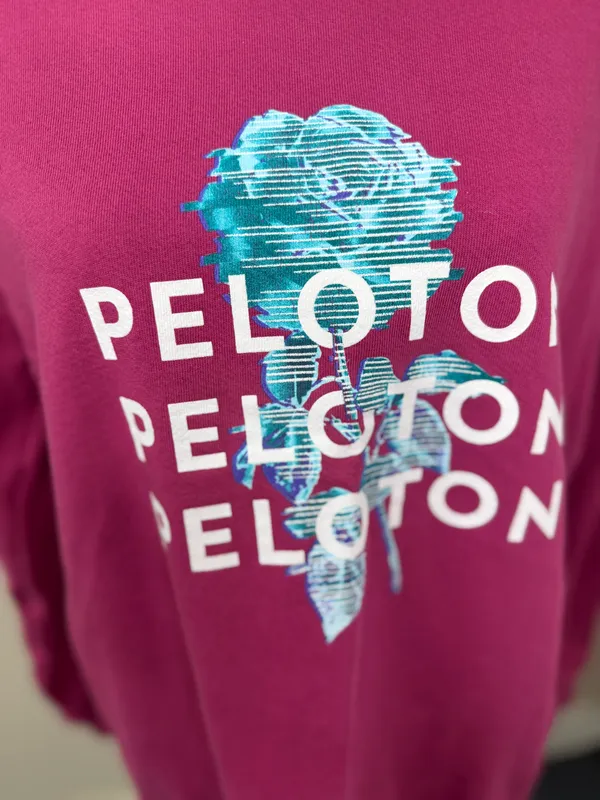 Peloton Rose Logo Pink Sweatshirt Size Small - Image 2