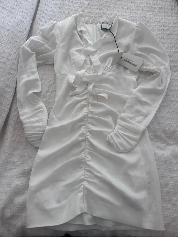 Alexis Lindon Dress White - Image 8