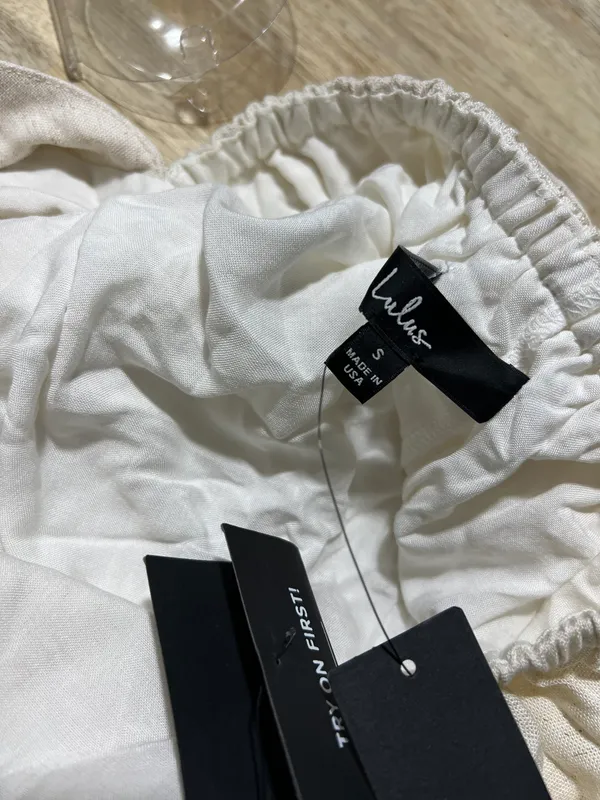 Lulus NWT  Romper Size S - Image 4